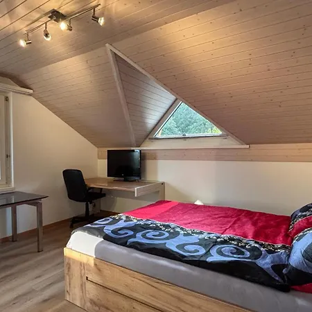 Einfamilienhaus Region Bern-lyss-biel Casa de hóspedes